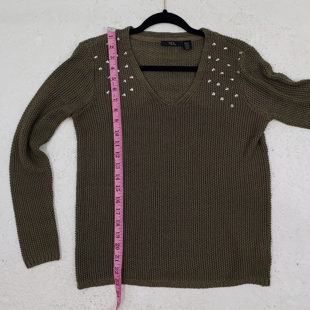 RDI STUDDED SWEATER (940) - Picture 9 of 15